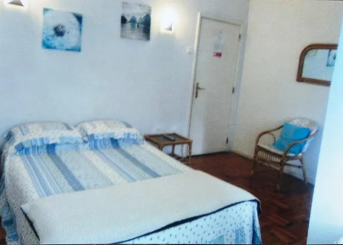 فندق مبيت وإفطار Residencial Almir